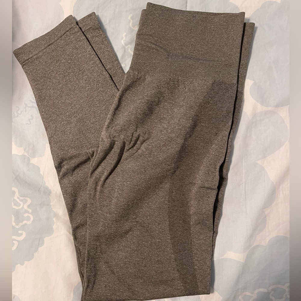 NVGTN Khaki Green  Seamless Leggings M